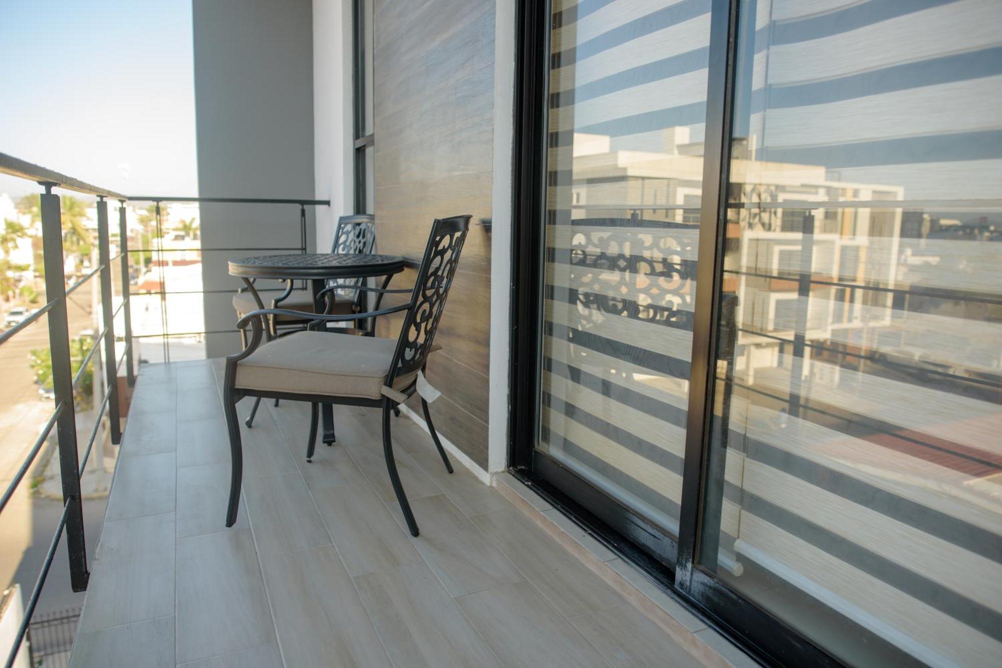 2Br/2Ba Condo 1 Block To Ocean! - Unit 6 Mazatlán Buitenkant foto