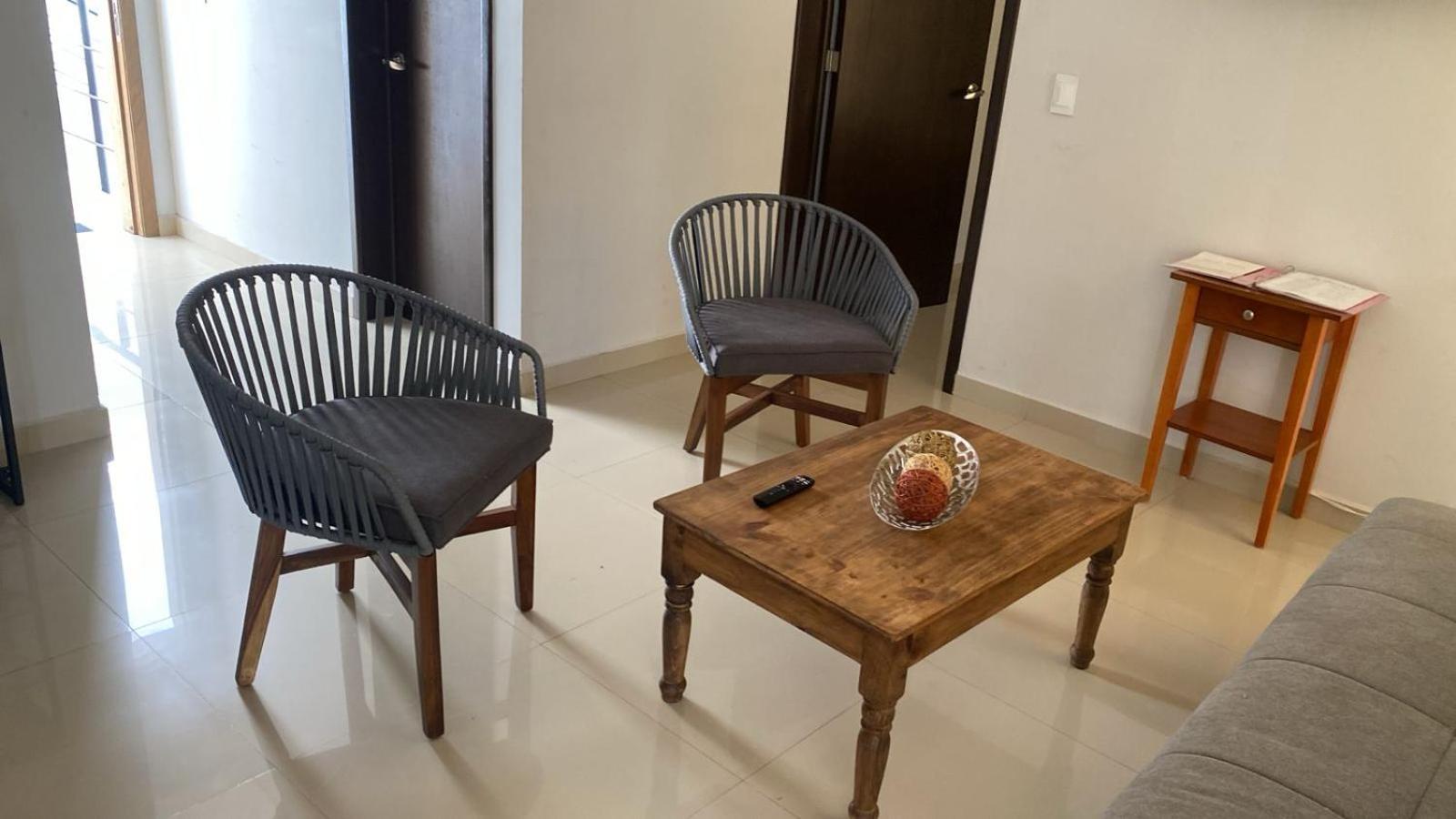 2Br/2Ba Condo 1 Block To Ocean! - Unit 6 Mazatlán Buitenkant foto